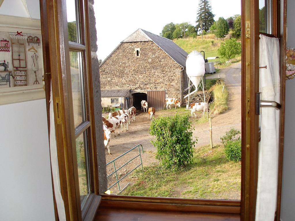 Chez Marraine Villa Sauvat Luaran gambar