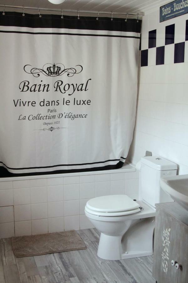 Chez Marraine Villa Sauvat Luaran gambar